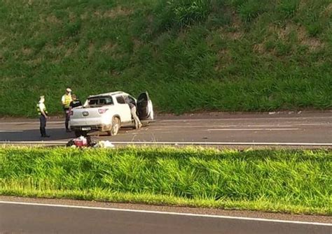 Motorista E Passageiro Escapam Ilesos De Capotamento Grave Na Rodovia