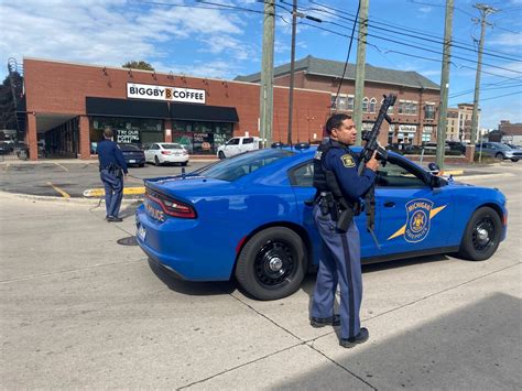 Barricaded Shooting Suspect Surrenders At Detroit Area Hotel