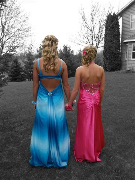 Best Friend Prom Picture | Prom dresses, Prom pictures, Red formal dress