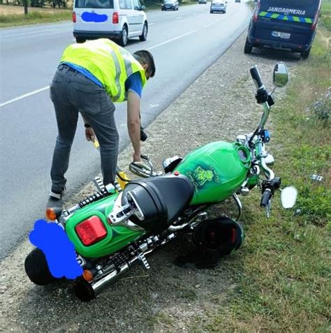 Accident Ireal Pe E Un Motociclist A Ajuns La Spital Dup Ce O Roat