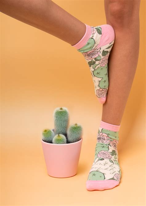 Online Wholesale Marketplace For Retail Dm Merchandising