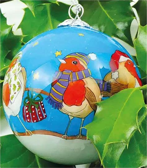 Emma Ball Hand Painted Glass Bauble Robins Amazon Co Uk Home Kitchen