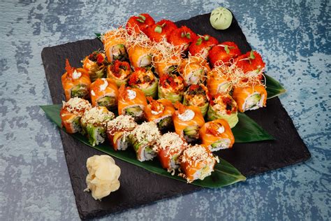 Sushi platter – Berezka Delivery