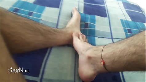 Pies Calientes Asian Gay Top
