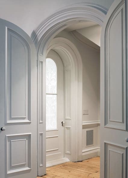 .love the arched door,& doorways-use throughout the house decept ...