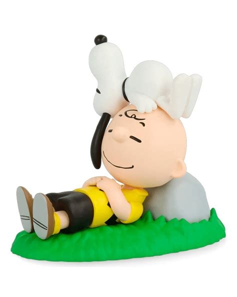 Peanuts Ultra Detailed Figure Series 13 Napping Charlie Brown And Snoopy