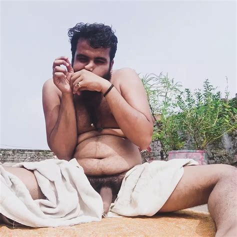 Vidéos porno gratuites Gay Musclé Poilu xHamster