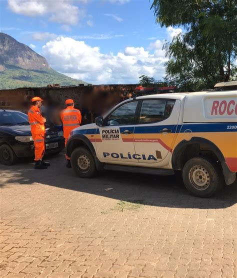 Jovem é morto mais de 30 tiros no quintal de casa em Governador