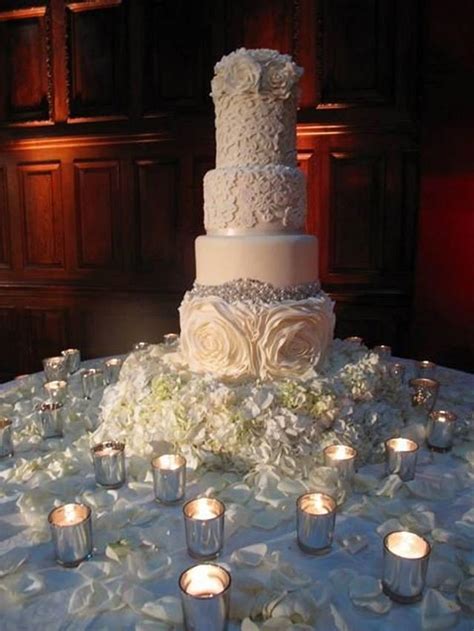 Soft Nude Cake Decorated Cake By Jay CakesDecor