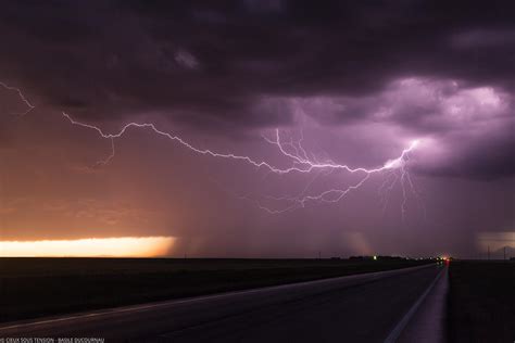 Cieux Sous Tension Un Orage Tr S Lectrique D Livre Un Double Coup De