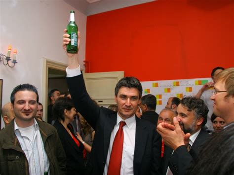 prije  godina zoran milanovic postao je predsjednik sdp  pogledajte