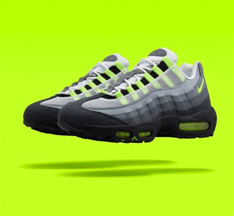 Nike Air Max Og Neon Patch Le Site De La Sneaker