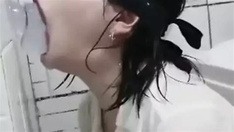 Amazing Asian Deepthroating Her Dildo XHamster