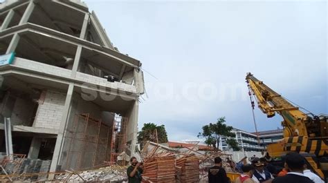 Gedung Sman Cengkareng Ambruk Polisi Periksa Mandor Hingga Pekerja