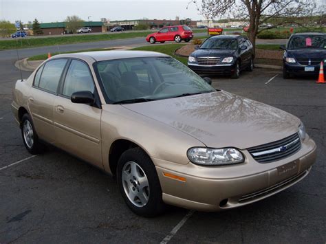 Ride Auto: 2005 Chevrolet Malibu Classic LS