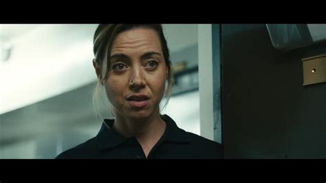 Эмили преступница / emily the criminal (2022) mp4 hq xxx video