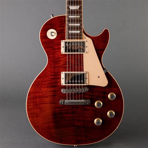 Red Electric Guitar Les Paul