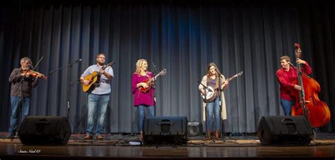 VOTD: Amanda Cook Band "Goodbye to the Blues" - The Bluegrass Jamboree