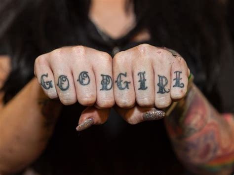 Knuckles: Photographer documents the fascinating world of knuckle tattoos | Knuckle tattoos ...