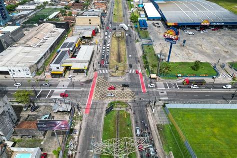 Construção De Viaduto Interdita Trecho E Altera Rota De ônibus Em