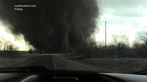 At Least 32 Dead As Tornadoes Sweep Through Heartland Good Morning America