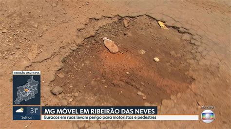 MG Móvel Moradores reclamam de buraqueira na rua MG1 G1