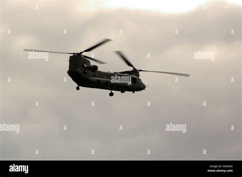 Chinook Twin Bladed Heavy Lift Helicopter Stock Photo Alamy