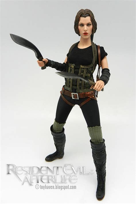 Toyhaven Review III Hot Toys Milla Jovovich As Resident Evil Afterlife Alice