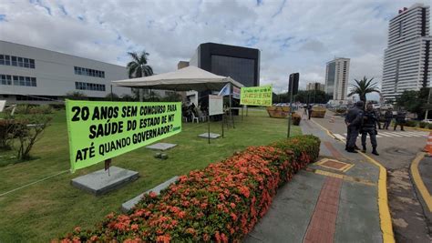 Em Meio A Protesto De Servidores Deputados Montam Comiss O Para