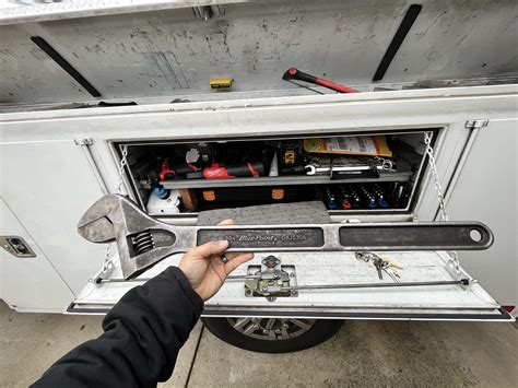 I See Your Comically Big Wrench Heres Mine Biggest Open End I Carry