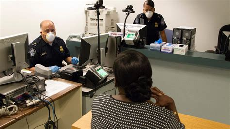 CDC: 91 JFK travelers screened for Ebola