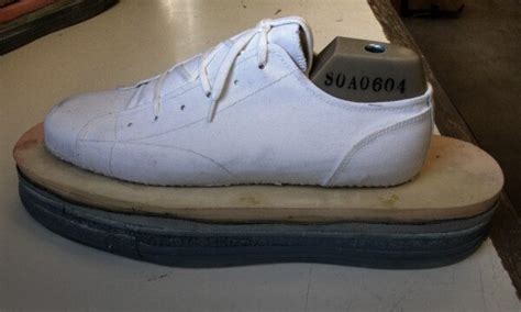 MIHARA YASUHIRO - Sustainable Artisan Sneakers