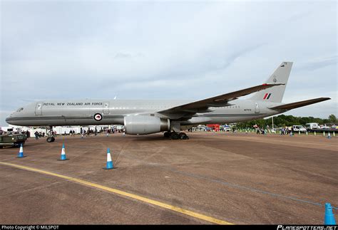 Nz Royal New Zealand Air Force Boeing K C Photo By Milspot