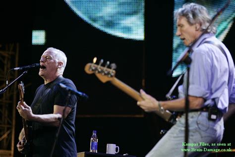 Pink Floyd news :: Brain Damage - Pink Floyd at Live 8 - a ...