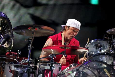 Drum! Night Returns With Red Hot Chili Peppers Drummer Chad Smith ...