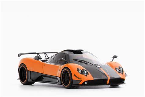 Pagani Zonda Cinque Orange