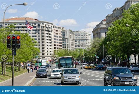 Washington DC Downtown Traffic Editorial Stock Photo - Image of ...