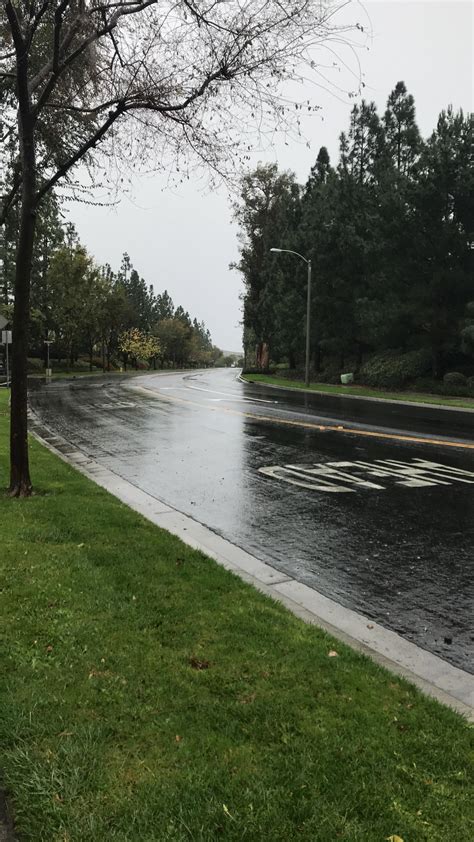 36 hours of heavy rain predicted for the coast 30