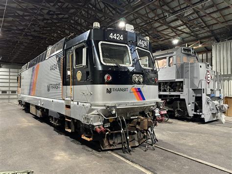 Nj Transit Donates Electric Locomotive To Urhs Rail Preservation Network