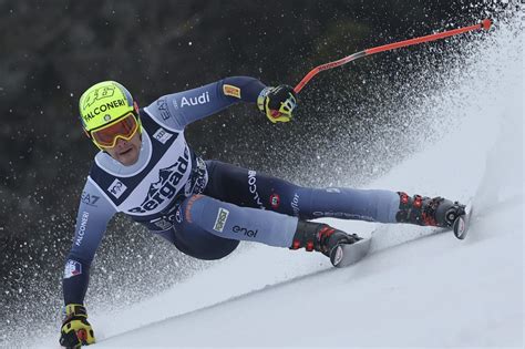 Interrotto Il Super G Di Sci A Bormio Brutta Caduta Di Caviezel Viene