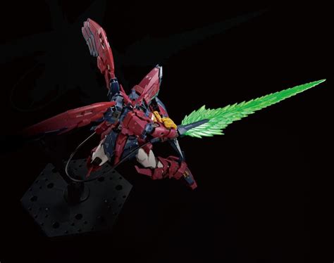 Mobile Suit Gundam Wing RG Gundam Epyon 1 144 Scale Model Kit