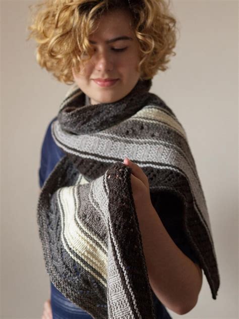 Ruff Stripes Knitting Pattern By Anne Hanson Artofit