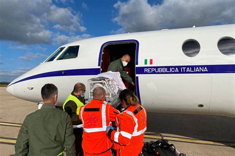 Nuovo Volo Salvavita Per LAeronautica Neonata Da Cagliari A Milano