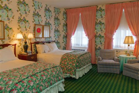 Traditional Rooms - The Greenbrier Resort