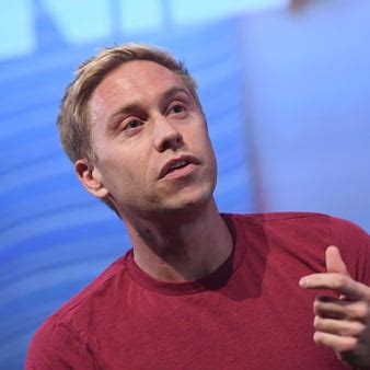 russell howard net worth 2024