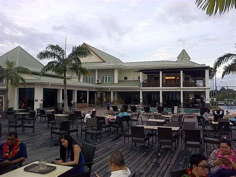 Beach Republic miri - Restaurant Reviews & Photos - TripAdvisor