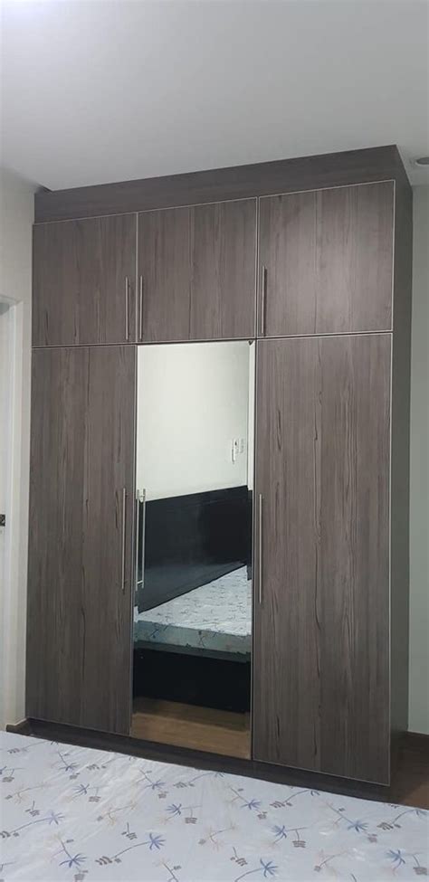 Plywood Door Brown Wooden Modular Wardrobe With Mirror With Locker