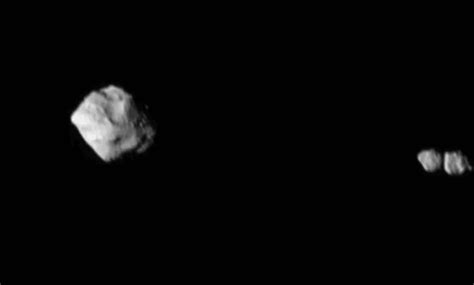 La Luna Alrededor Del Asteroide Dinkinesh Son En Realidad Dos