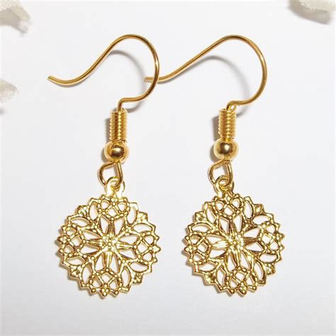 Wvluckygirl Jewelry Gold Filigree Circle Charm Earrings Small Set