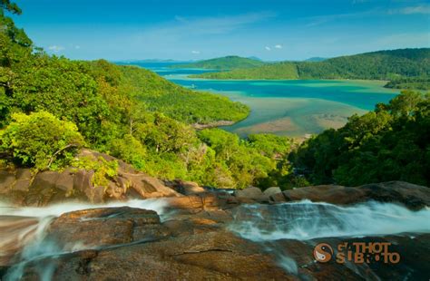 Temburun Waterfall From The Top Copyrights Gathoe Gmai Flickr